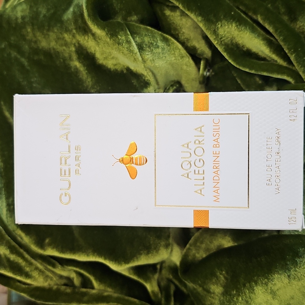NIB Guerlain Perfume Spray